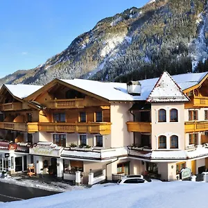 https://hotel-garni-castel.ischgl-hotels.net